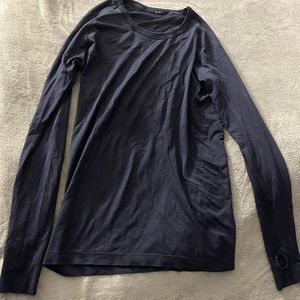 Navy blue Lululemon Swifty Tech Longsleeve Size 8